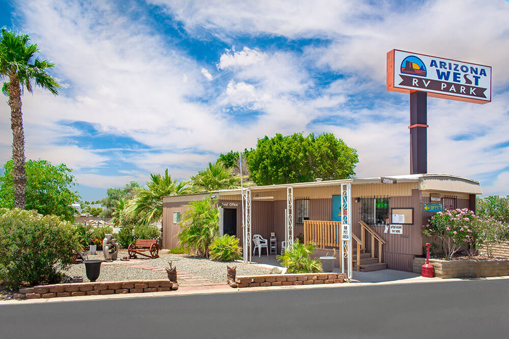 Contact Arizona West RV Park In Yuma AZ Call 9287261481